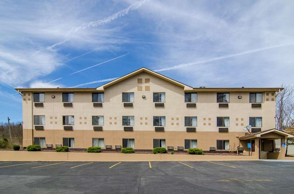 Motel 6-Montoursville, Pa - Уилямспорт Екстериор снимка