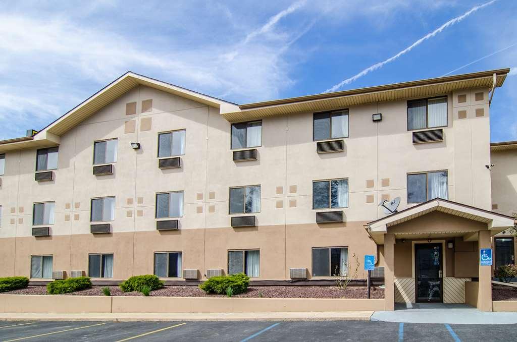Motel 6-Montoursville, Pa - Уилямспорт Екстериор снимка