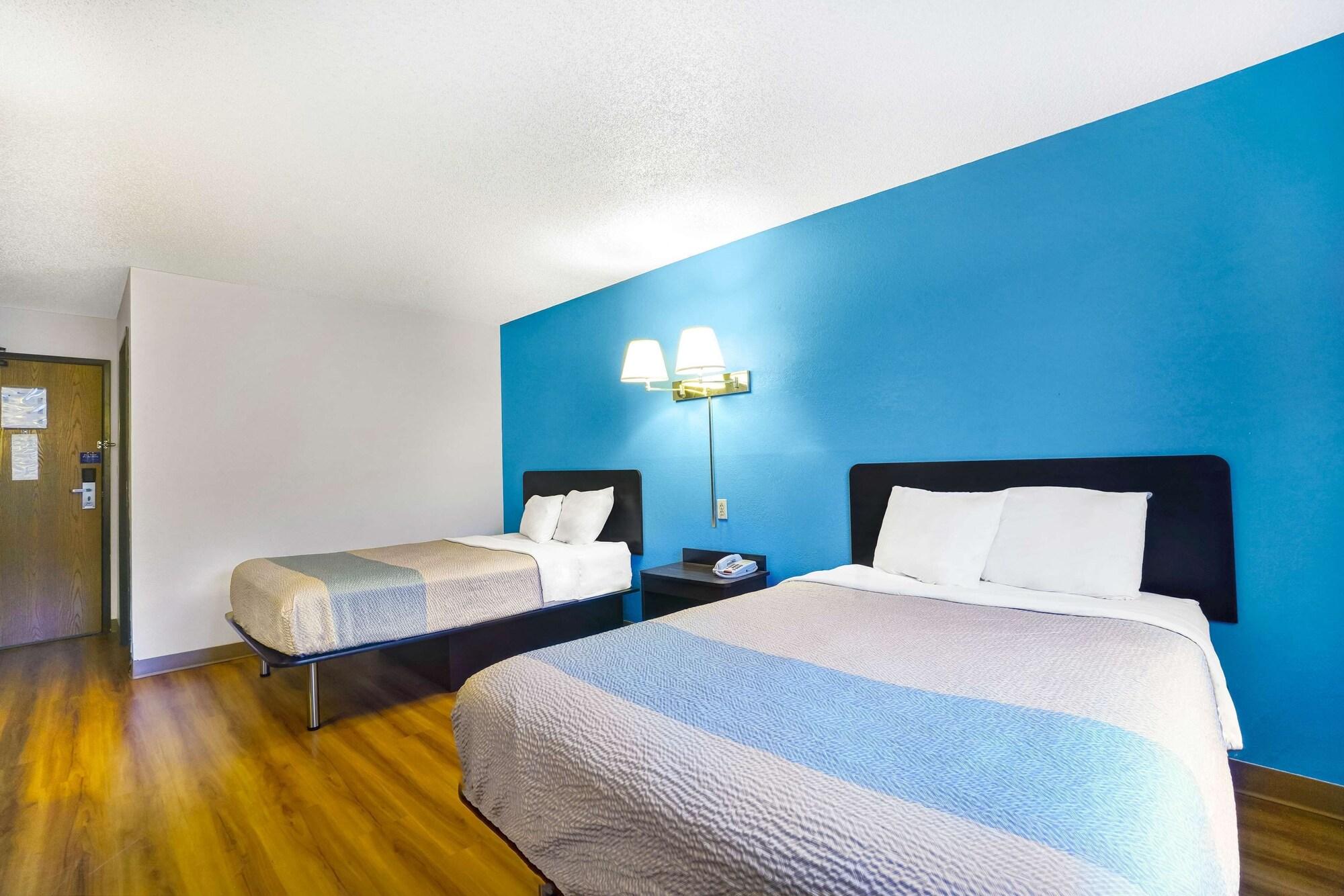 Motel 6-Montoursville, Pa - Уилямспорт Екстериор снимка